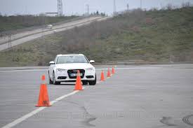 Araçla Kaçma–Kurtulma ve İleri Sürüş Eğitimi | NovaGuard Güvenlik